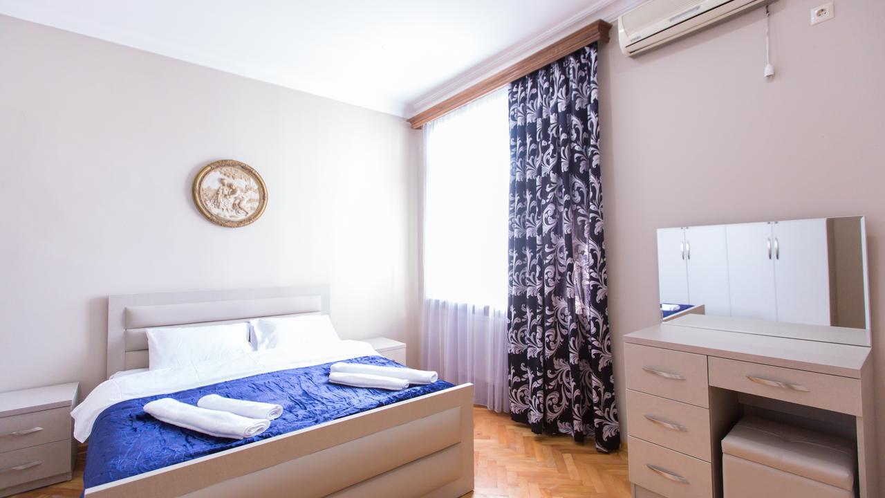 Hotel Cattaleya Batumi Eksteriør billede