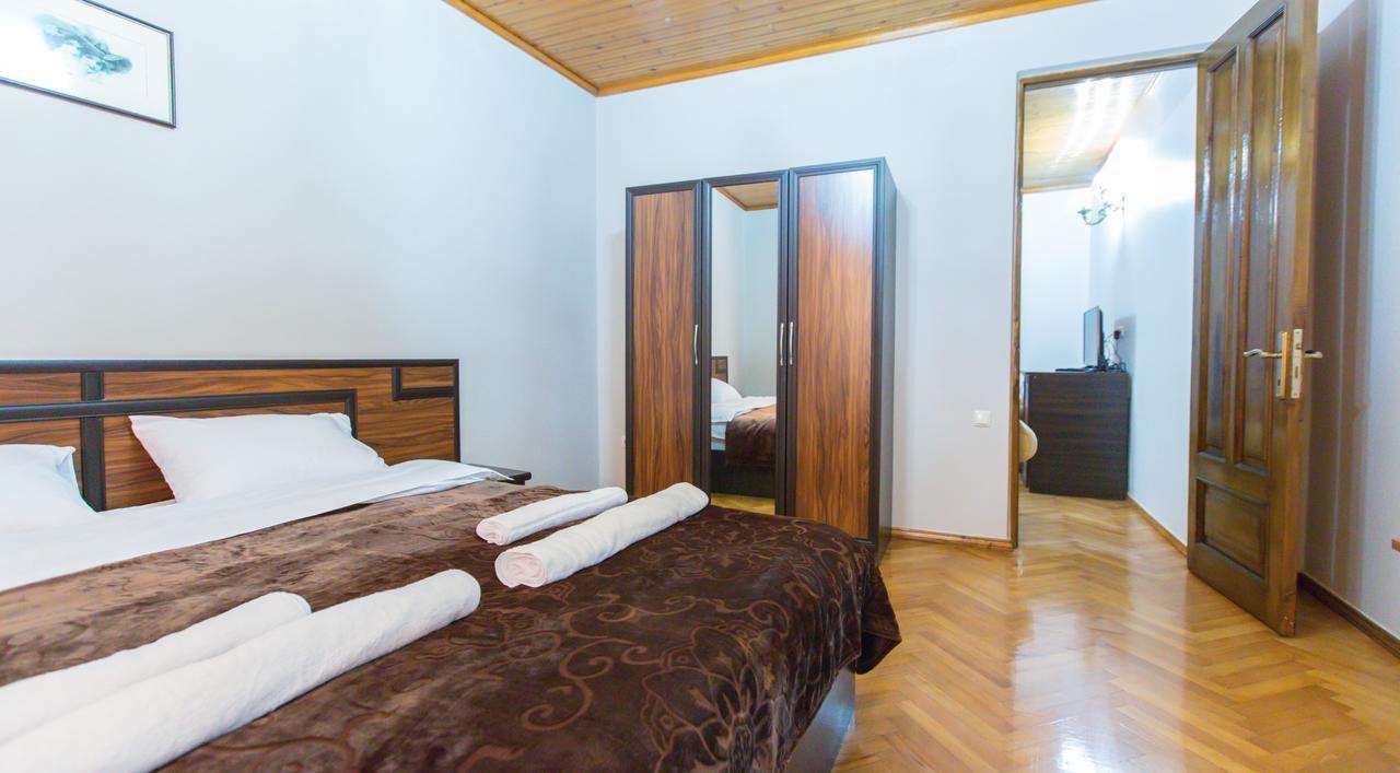Hotel Cattaleya Batumi Eksteriør billede