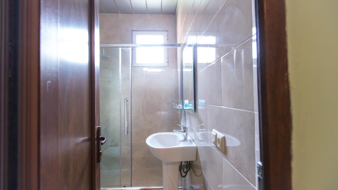 Hotel Cattaleya Batumi Eksteriør billede