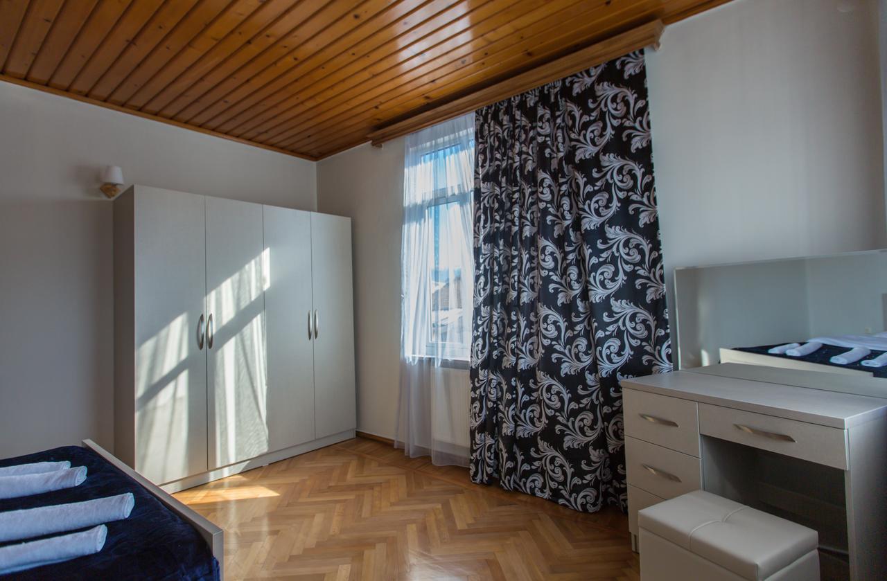 Hotel Cattaleya Batumi Eksteriør billede