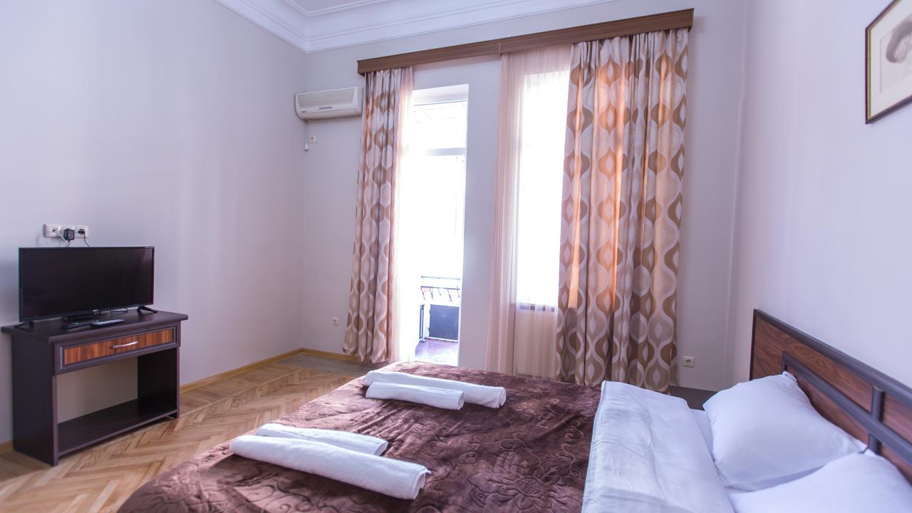 Hotel Cattaleya Batumi Eksteriør billede